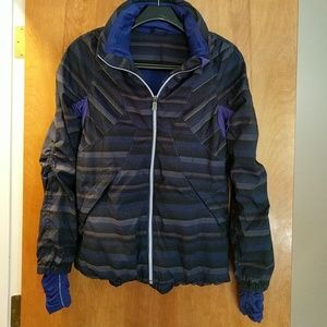 Lululemon size 4 running jacket new without tags